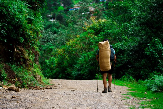 Viaggi sostenibili: come esplorare il mondo rispettando l’ambiente